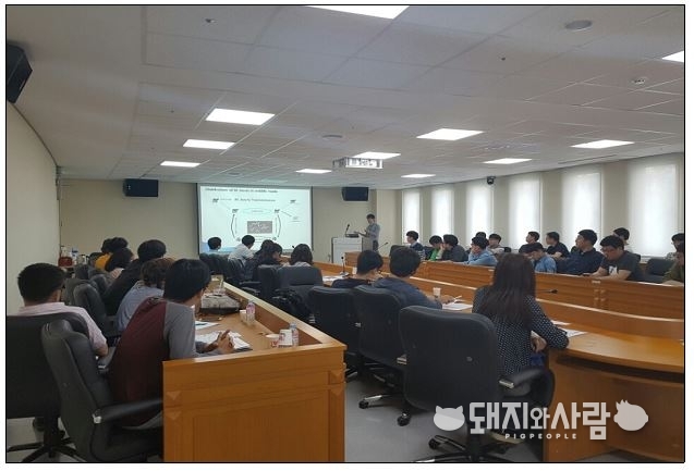 정도관리를 실시하기 전에 검사방법과 주의사항 등에 대해 자세한 사전교육을 하고 있음