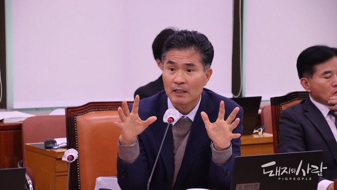 최근 열린 국정감사에서 발언하는 이원택 의원@이원택 의원 페이스북