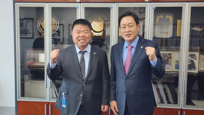 이기홍 한돈협회장, 김선교·정희용 의원 면담 통해 축산물 유통법 제정안 저지 호소