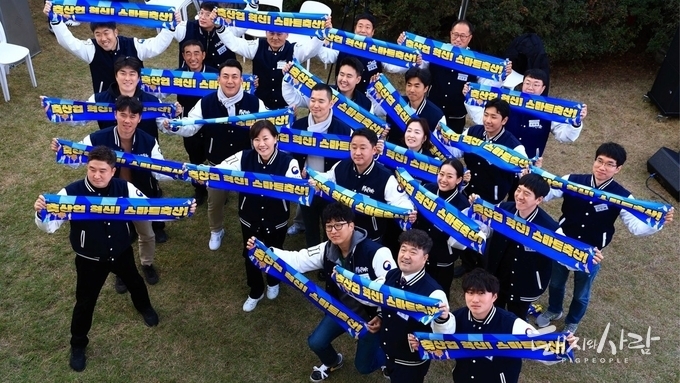피그월드 방문한 송 장관 "청년농의 현장 경험이 축산행정의 스승"