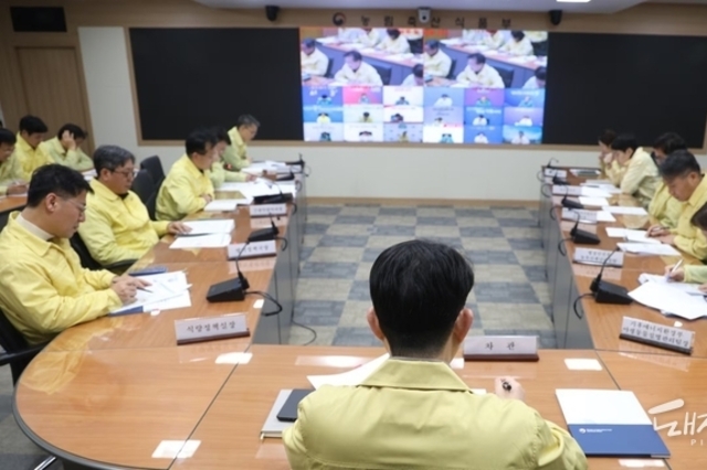 정부 "ASF 상황 심각..전국 돼지농장 환경검사, 종사자 현황조사 등 추진"