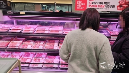 2월 돼지 도매가격 5,284원... '역대급' 고공행진 속 수급 불안 가중