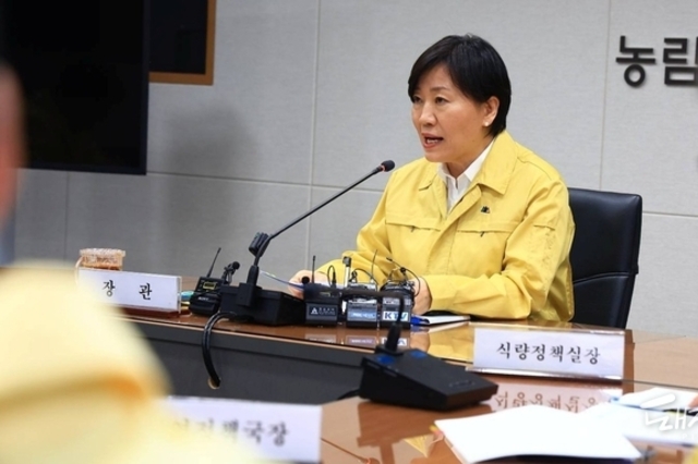 가축전염병 확산에 놀란 정부, 해법 대신 '손해배상청구' 카드 꺼냈다