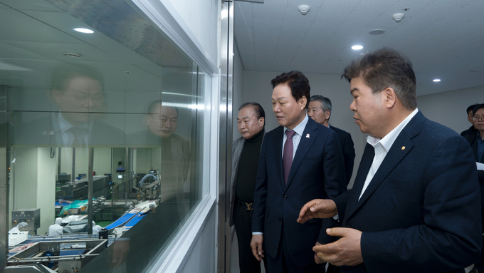 경상남도 박완수 도지사, 부경양돈농협 포크밸리유통센터 방문