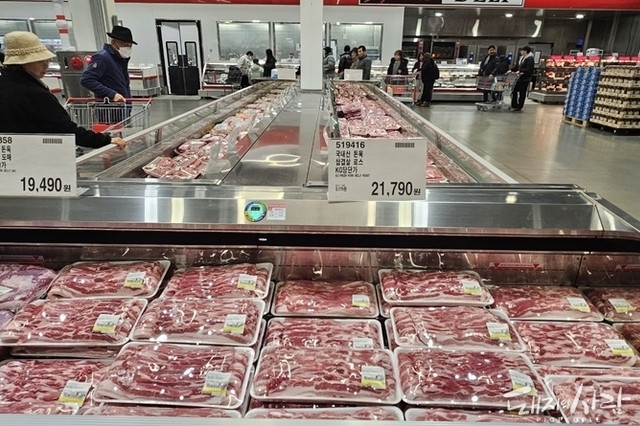 정부, 돼지고기 유통비용 적정여부 점검… "물가안정 대책 마련할 것"
