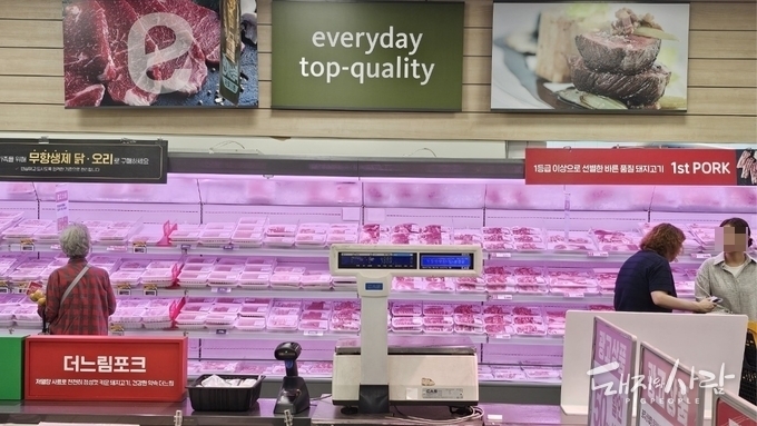 [한 장의 사진] 국내 유통 축산물 안심하고 드세요!