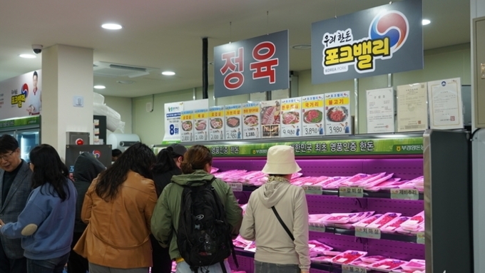 부경양돈농협, ‘삼삼데이’ 할인 행사로 한돈 25톤 공급… 물가 안정 기여