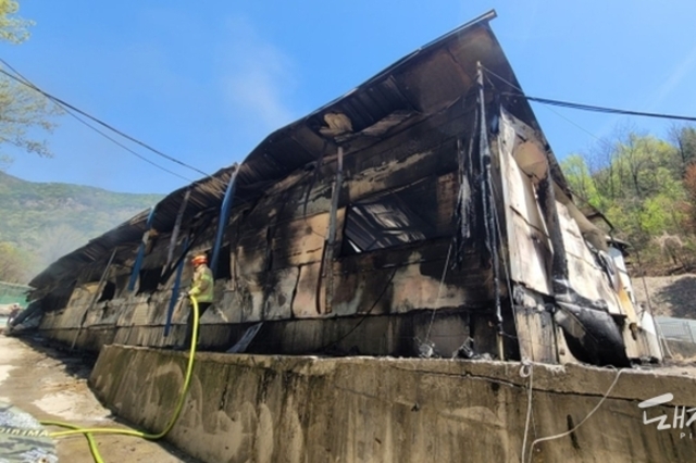 "용접 과정에서"....영천 신녕면 화재로 돈사 1개 동 전소