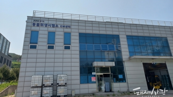 축산농가 97 “유용미생물 효과 체감”... 68는 공급 확대 원해